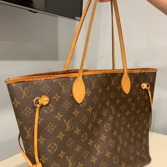 Handbags - Louis Vuitton Neverfull mm monogram